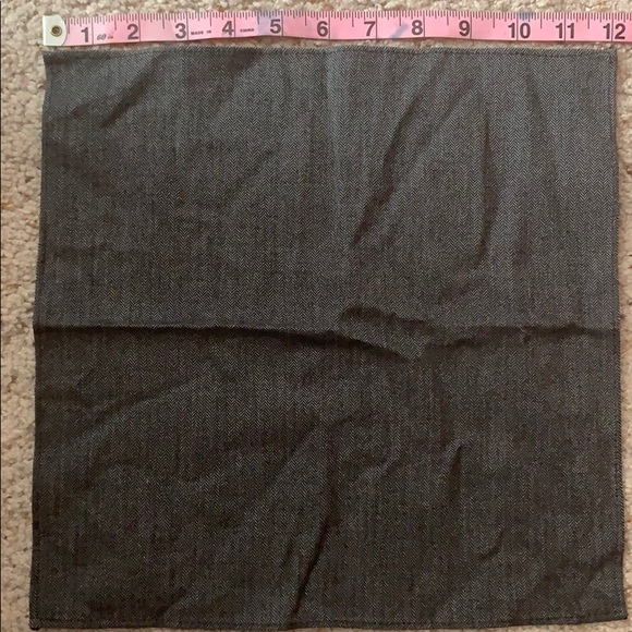 Pocket Square - Picture 2 of 4
